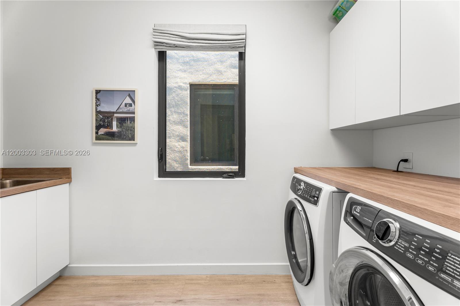 2955 Shipping Ave # 2955
