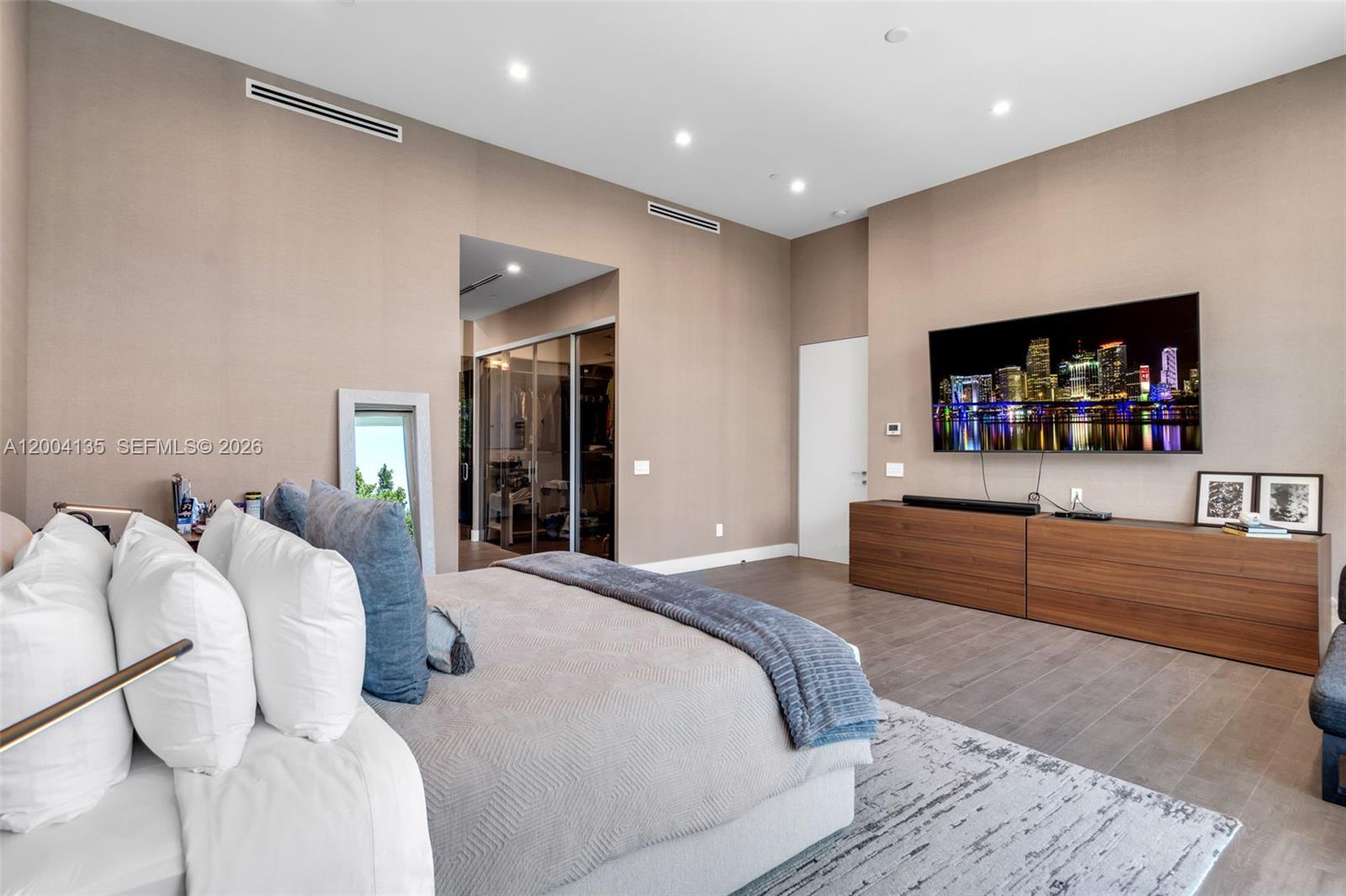 110 Reef Ln