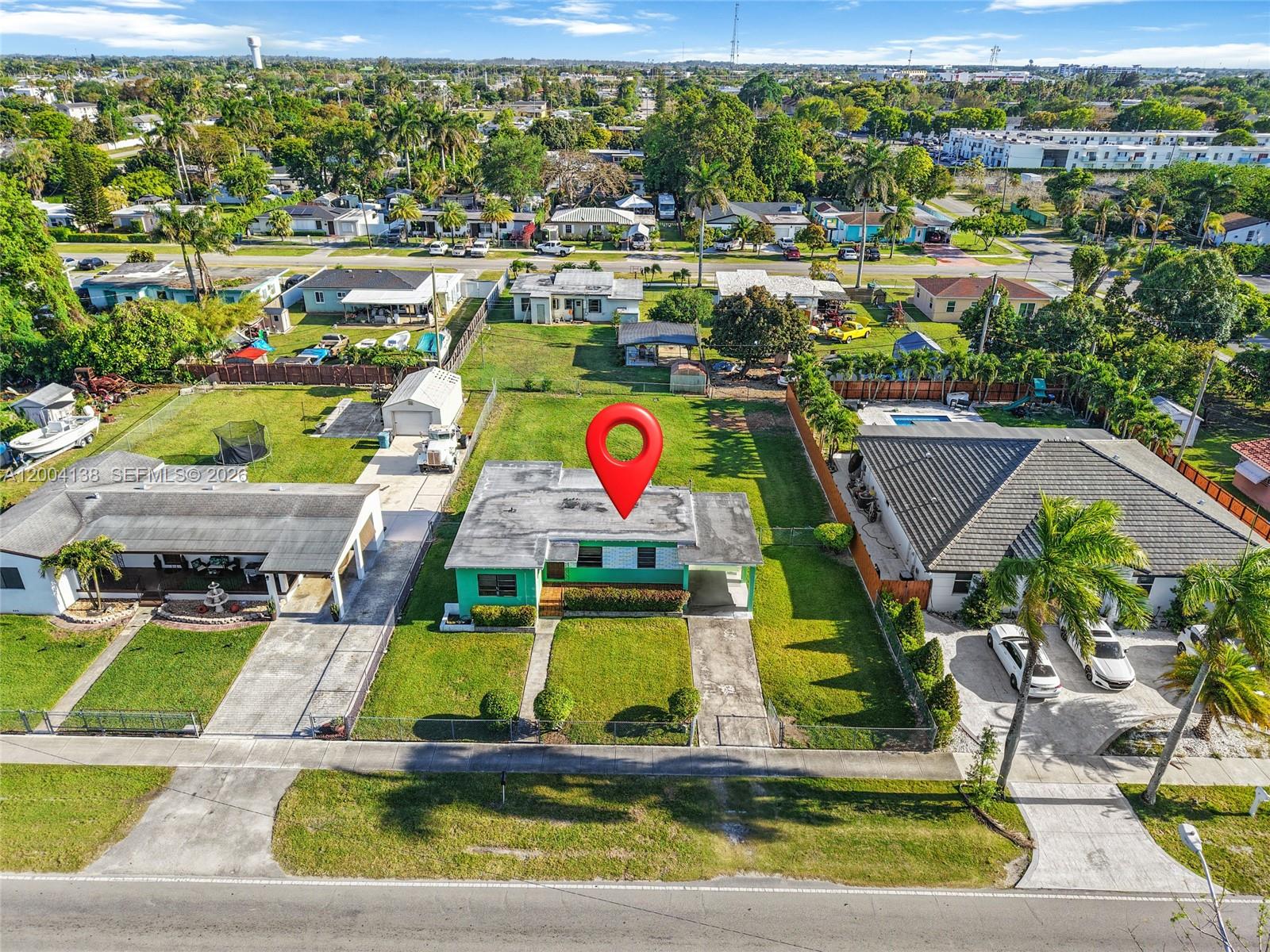 380 NE 15th St