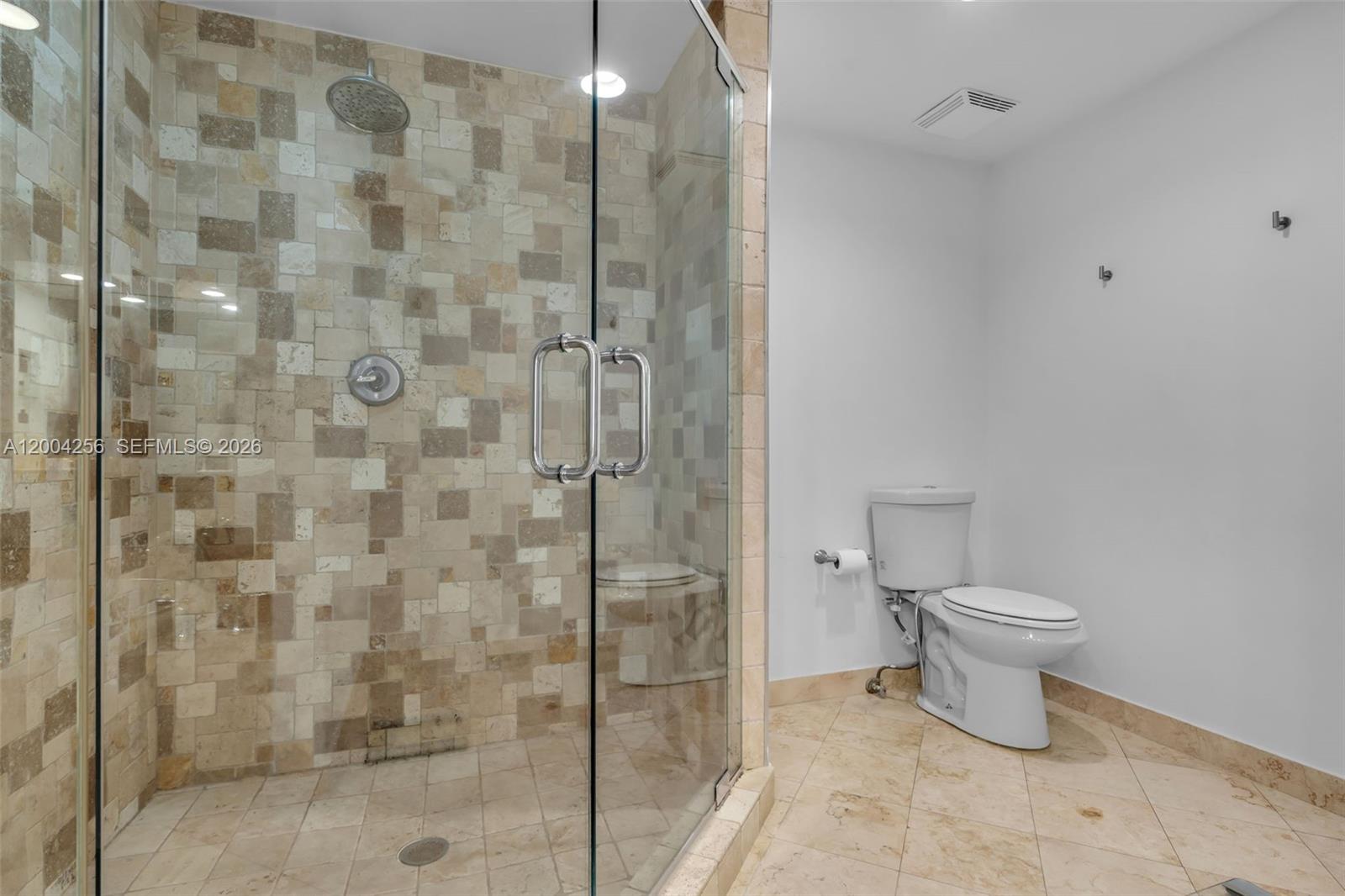 791 Crandon Blvd # 302