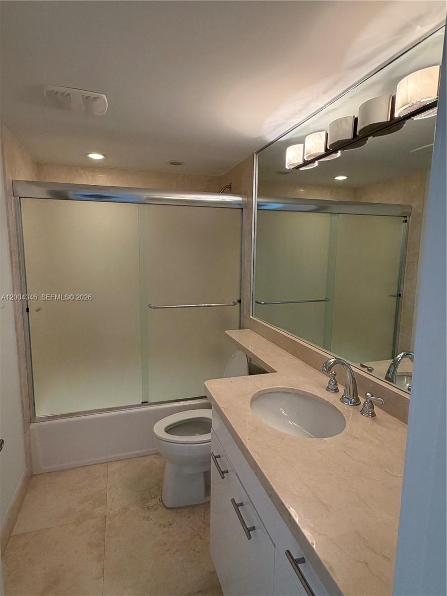 151 Crandon Blvd # 444