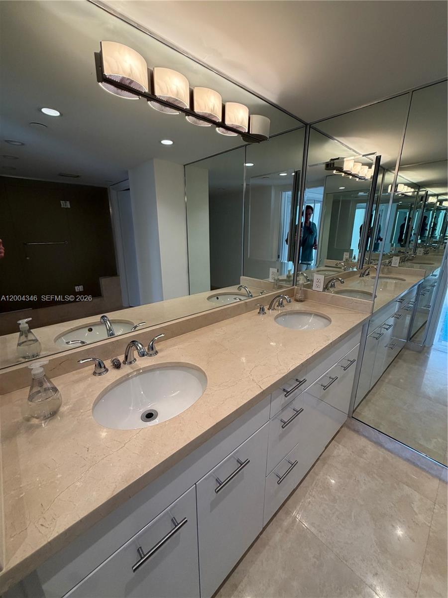 151 Crandon Blvd # 444