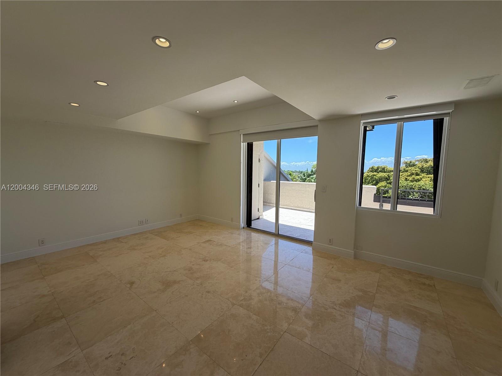 151 Crandon Blvd # 444