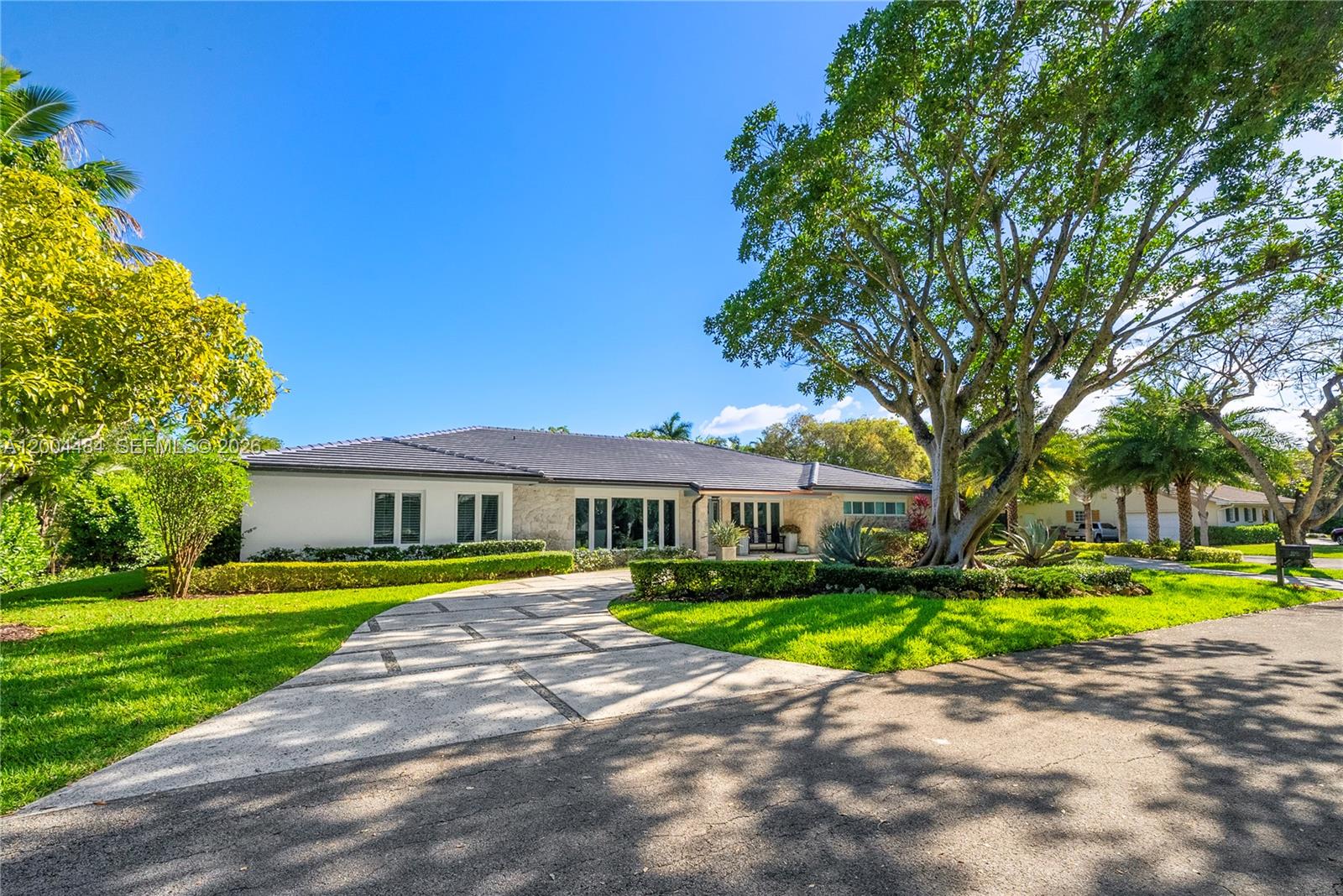 600 Conde Ave