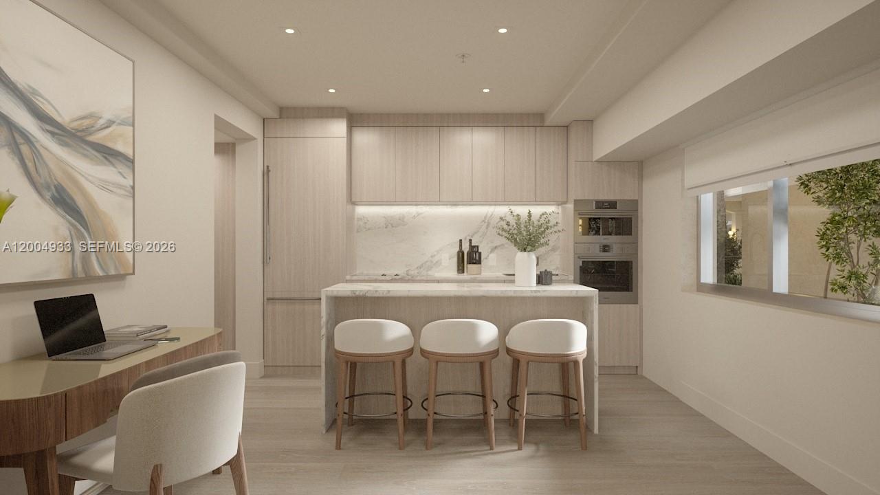 260 Collins Ave Unit: 105/106