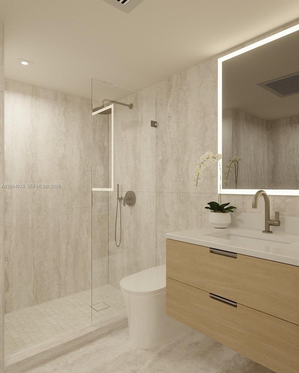 260 Collins Ave Unit: 105/106