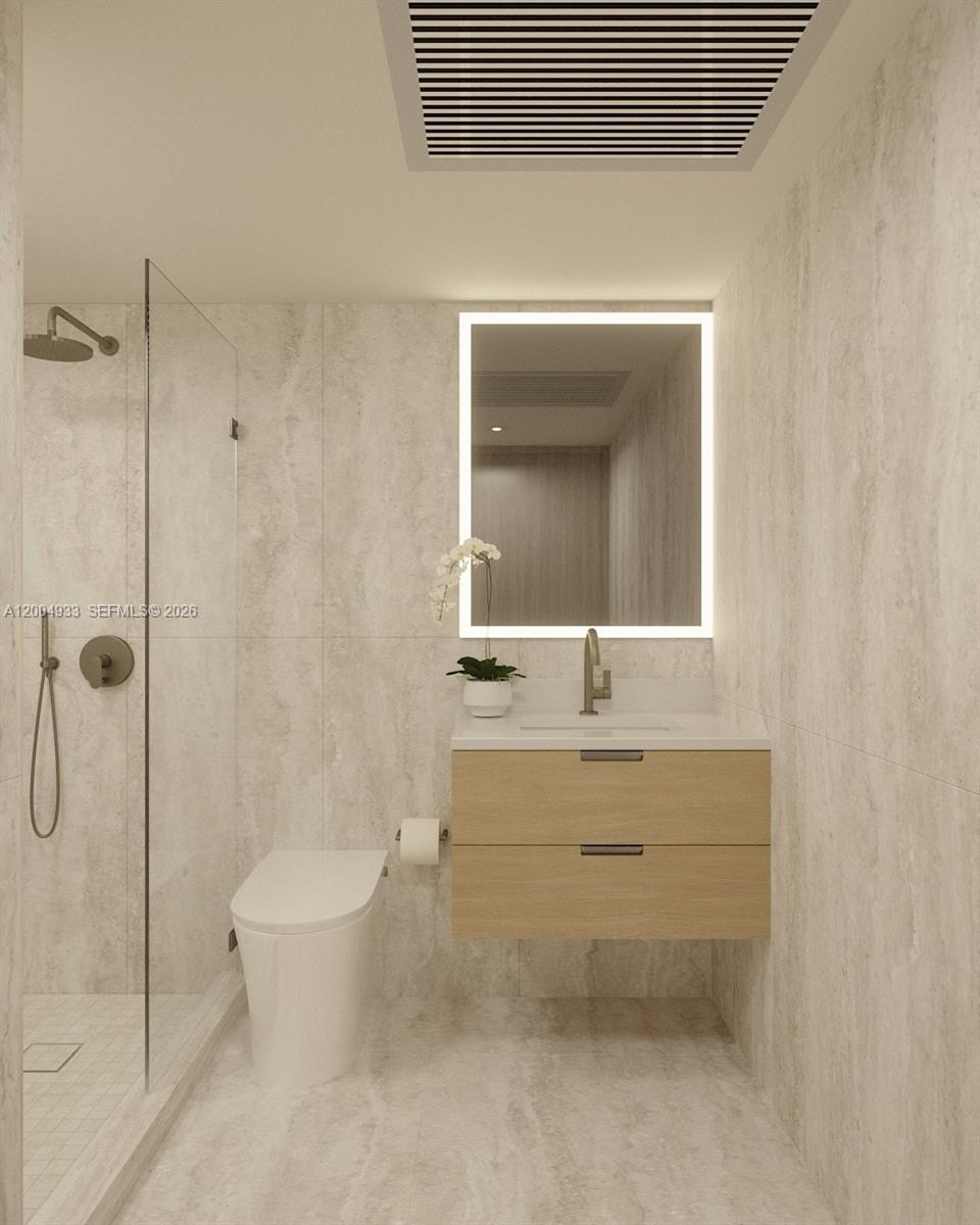 260 Collins Ave Unit: 105/106
