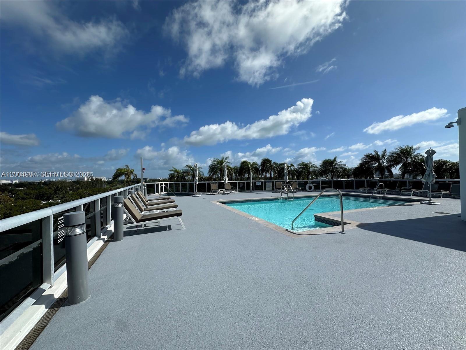 2001 Meridian Ave # 426