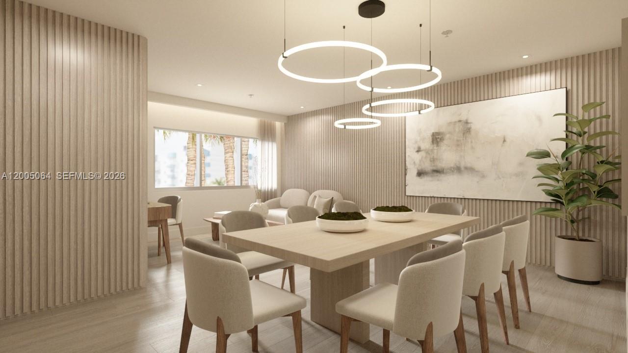 260 Collins Ave Unit: 201/202