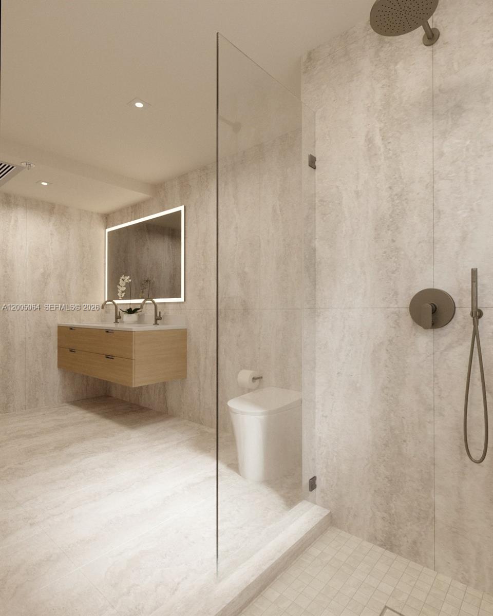 260 Collins Ave Unit: 201/202