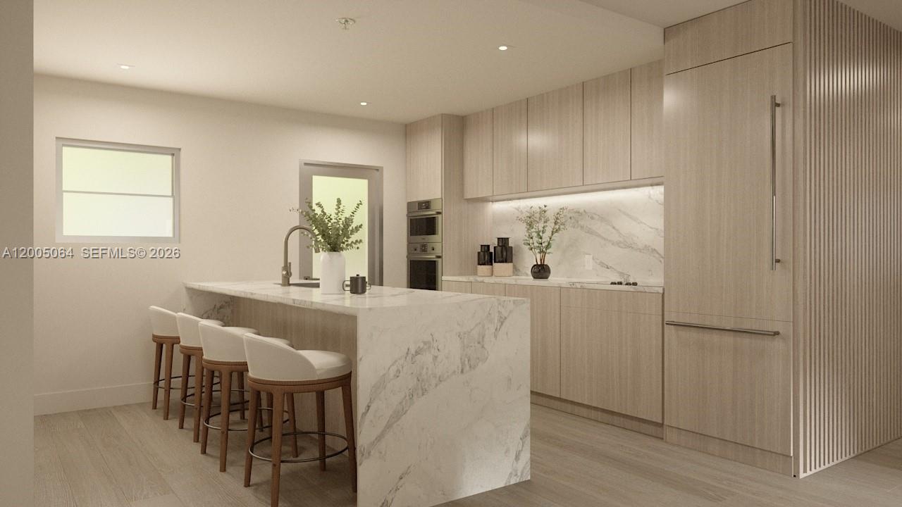 260 Collins Ave Unit: 201/202