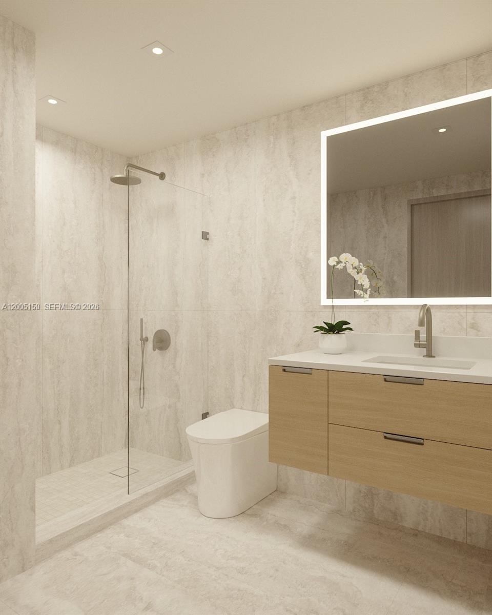 250 Collins Ave Unit: 107/108