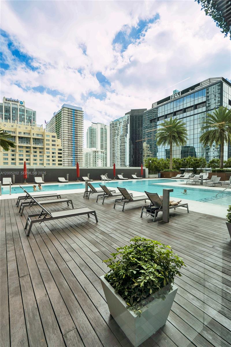 1080 Brickell Ave # 2601