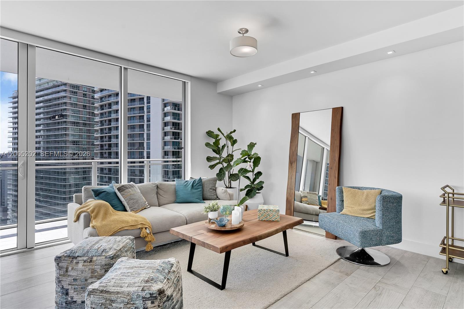 1080 Brickell Ave # 2601