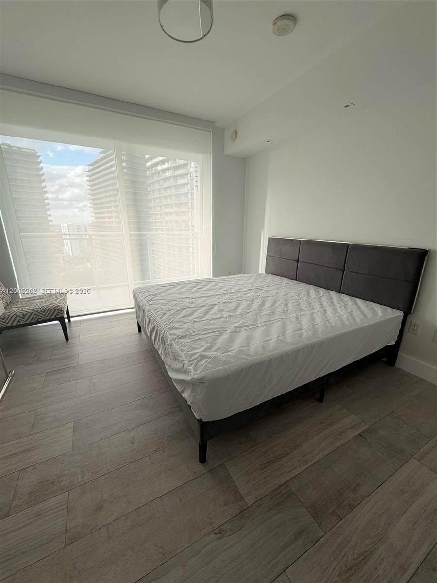 1080 Brickell Ave # 2601