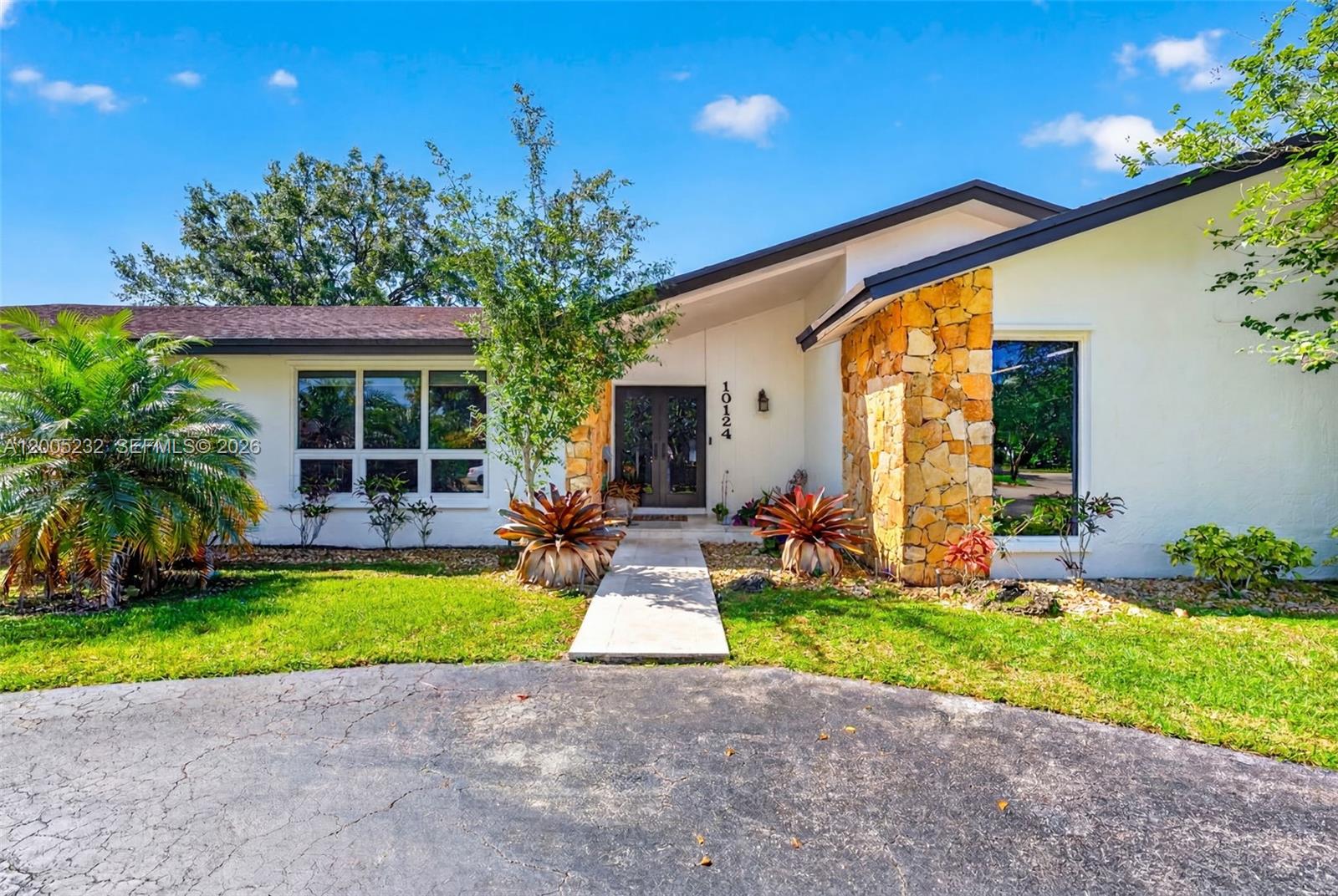 10124 SW 130th Ter