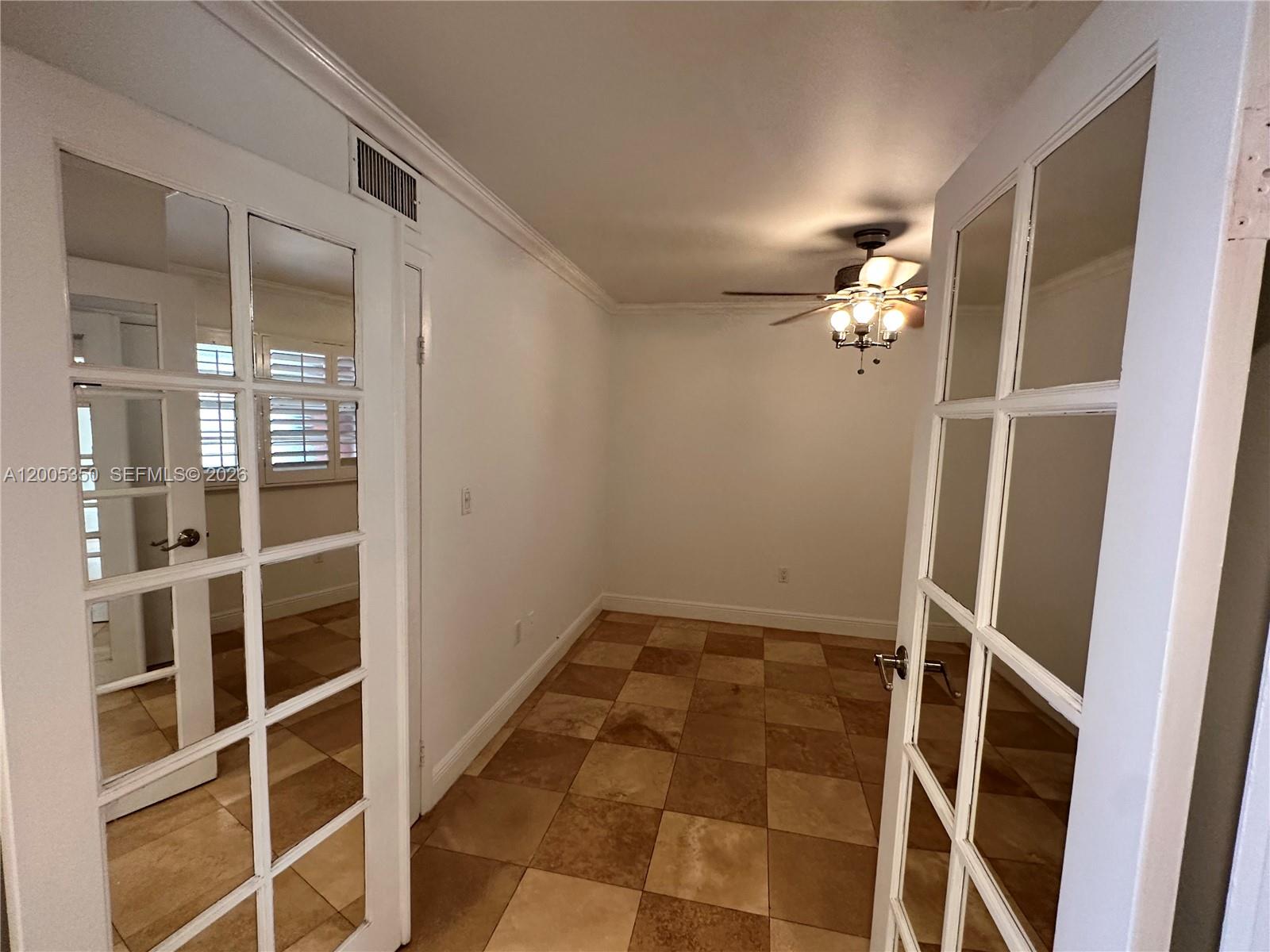 1250 Lincoln Rd # 406