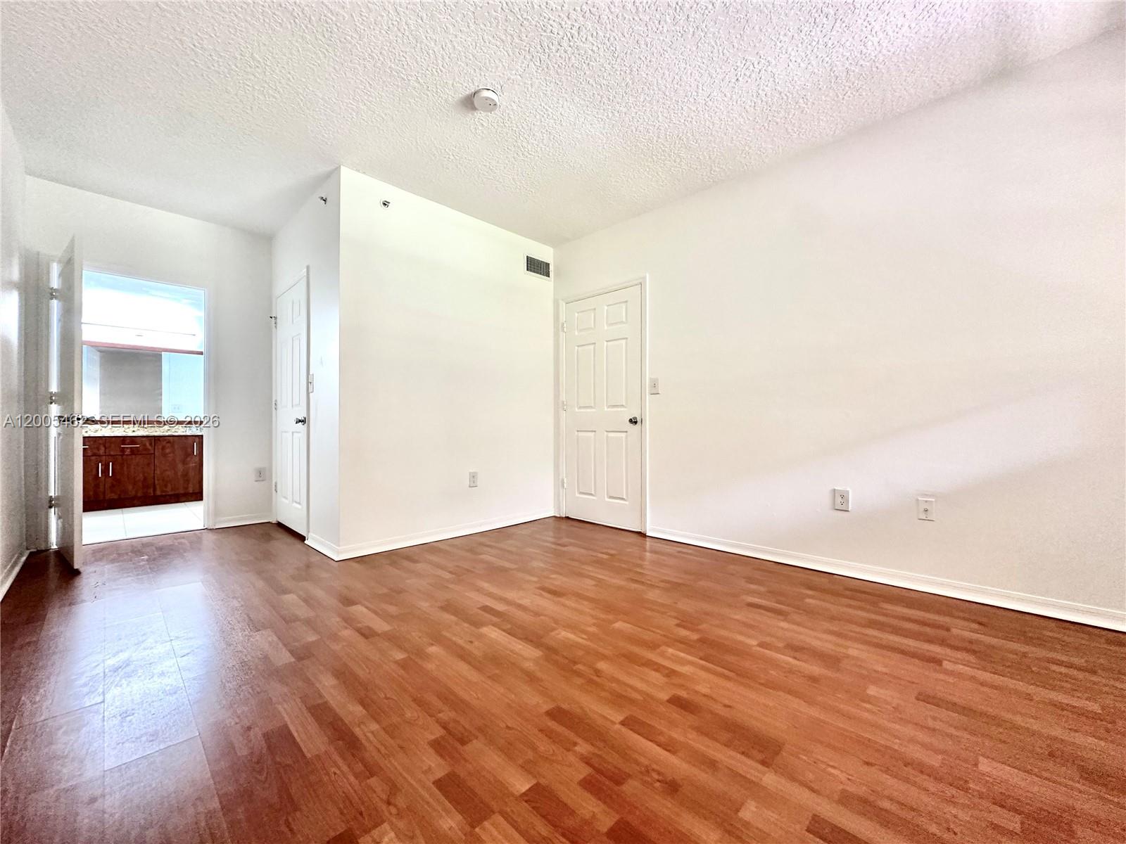 215 SW 117th Ter # 14104