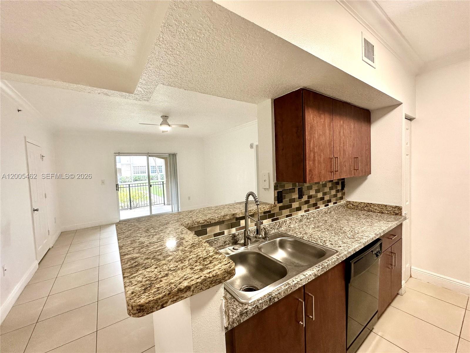 215 SW 117th Ter # 14104