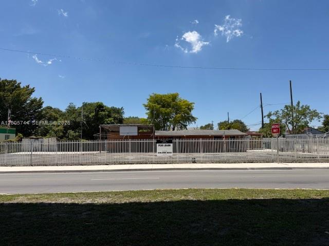 5960 NW 27th Ave
