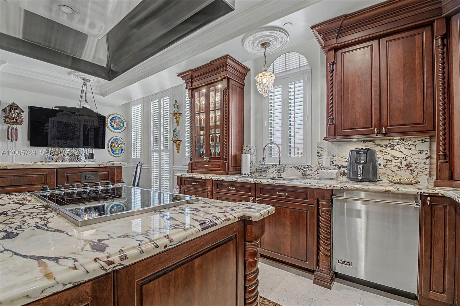 600 Coral Way # 5