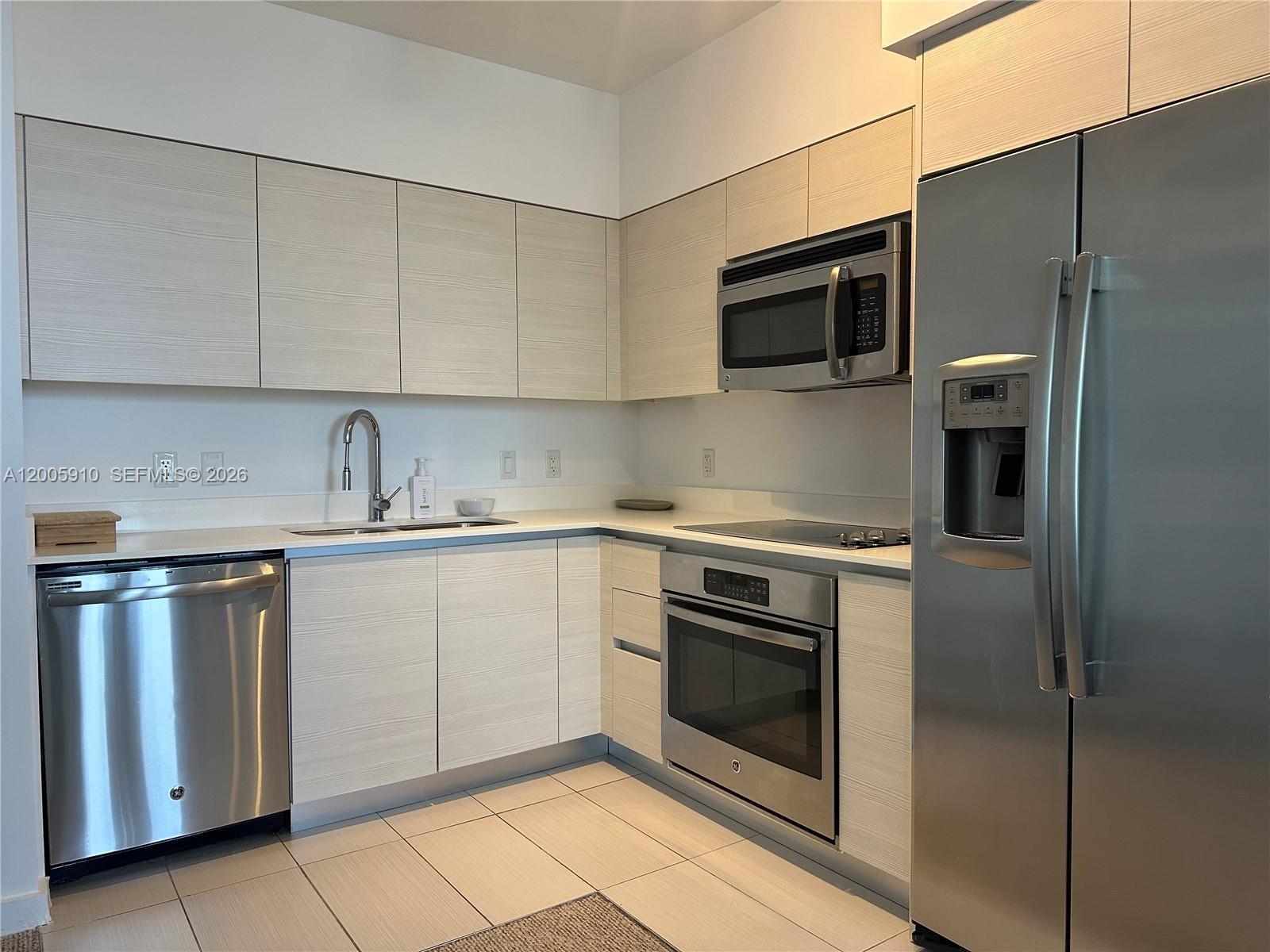 4250 Biscayne Blvd # 1004