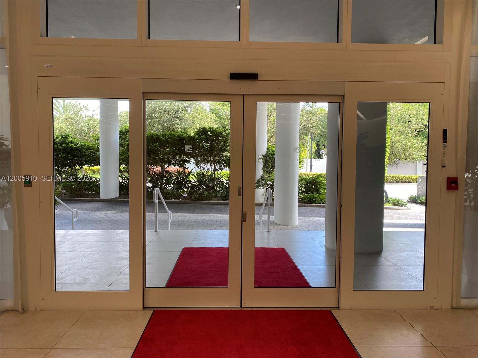 4250 Biscayne Blvd # 1004