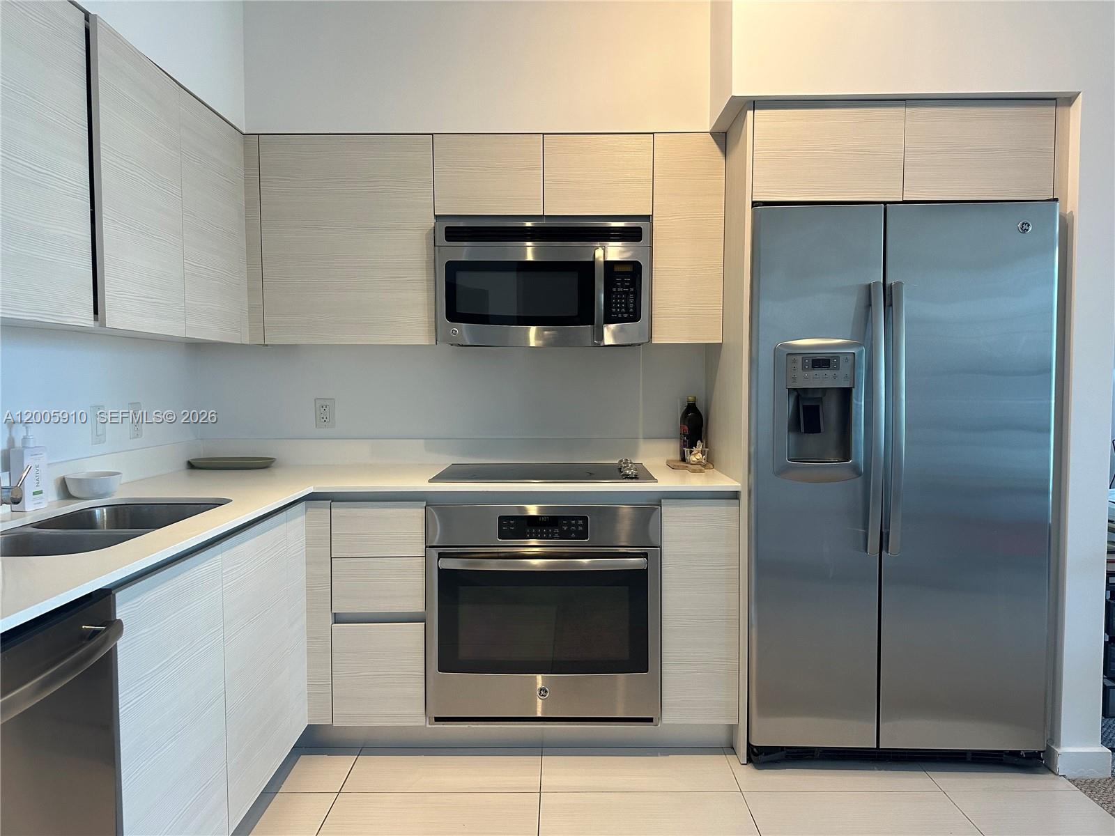 4250 Biscayne Blvd # 1004