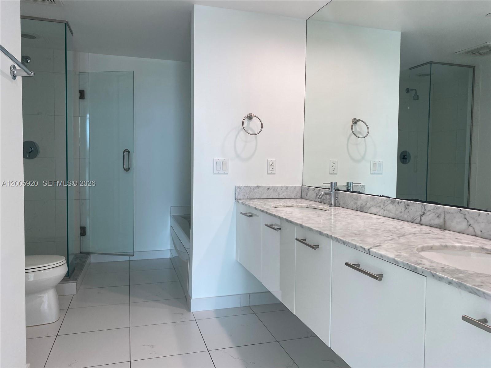 55 SE 6th St # 3905