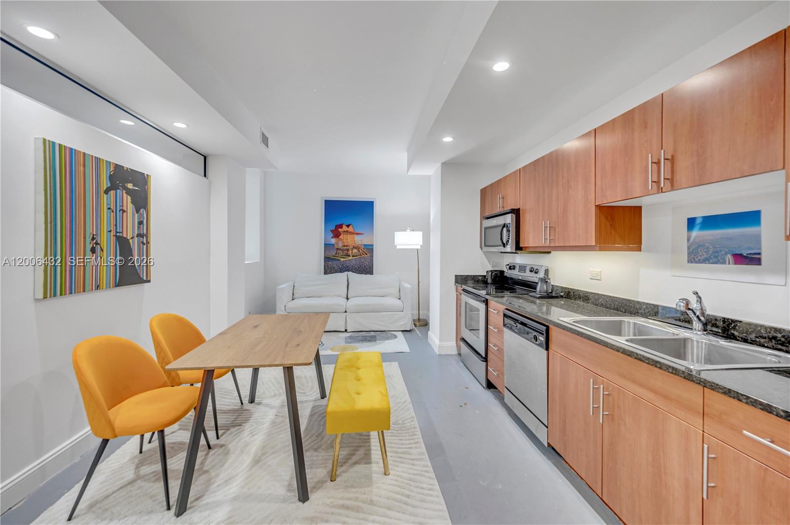 111 E Flagler St # 506