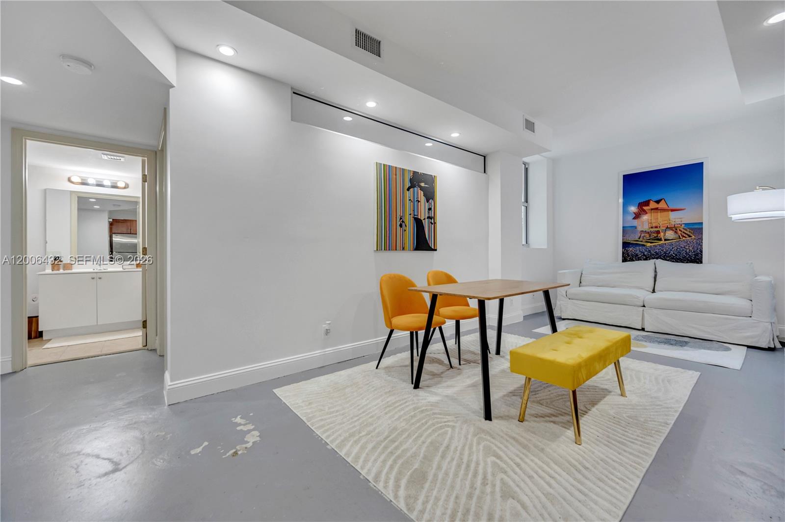 111 E Flagler St # 506