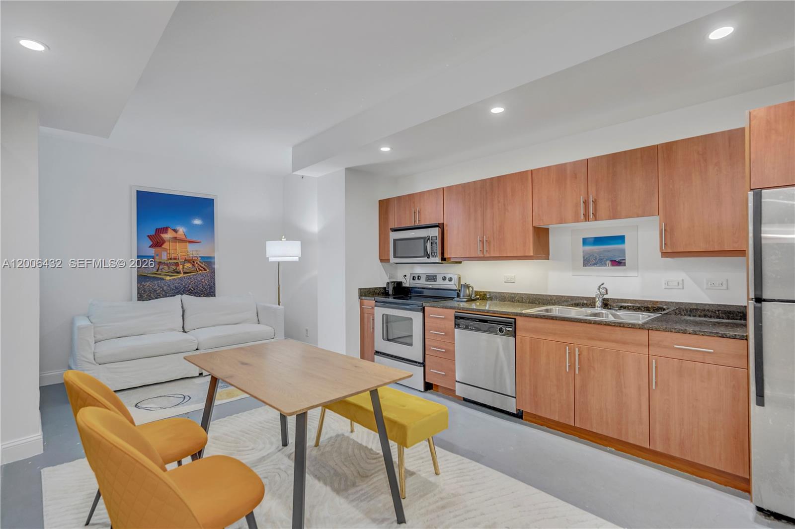 111 E Flagler St # 506