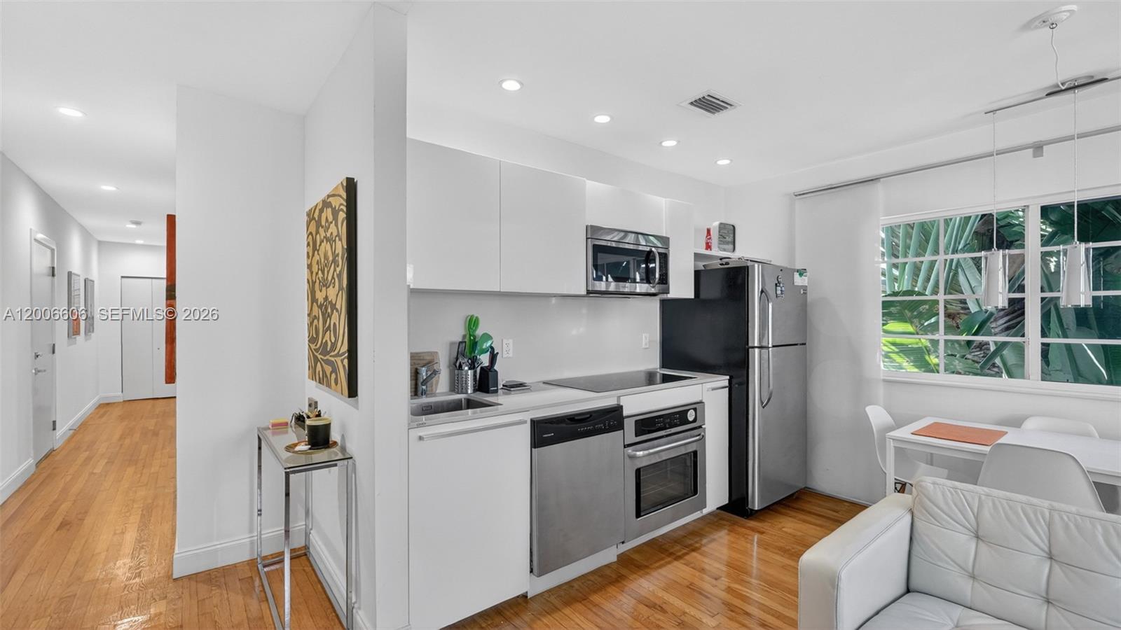 1410 Euclid Ave # 6