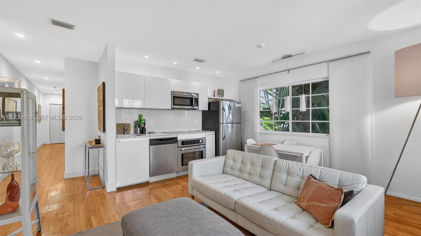 1410 Euclid Ave # 6