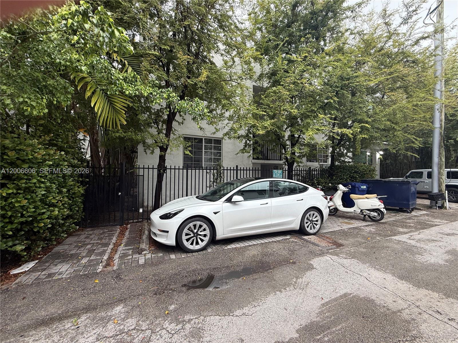 1410 Euclid Ave # 6