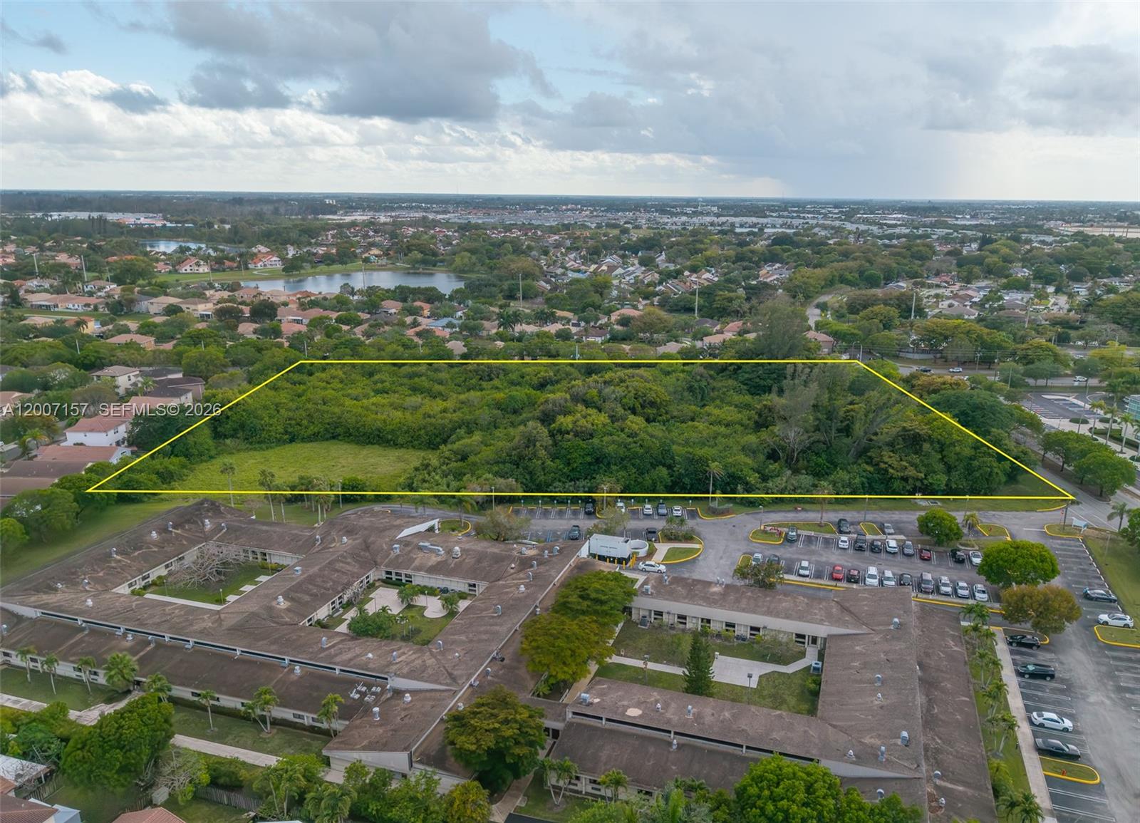 S Canal Dr