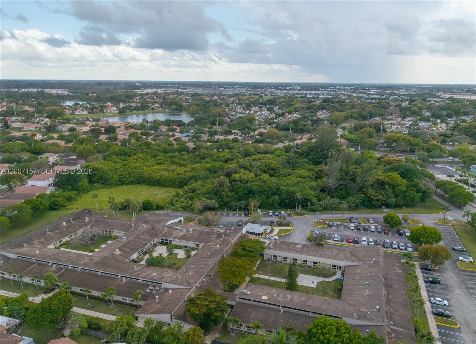 S Canal Dr