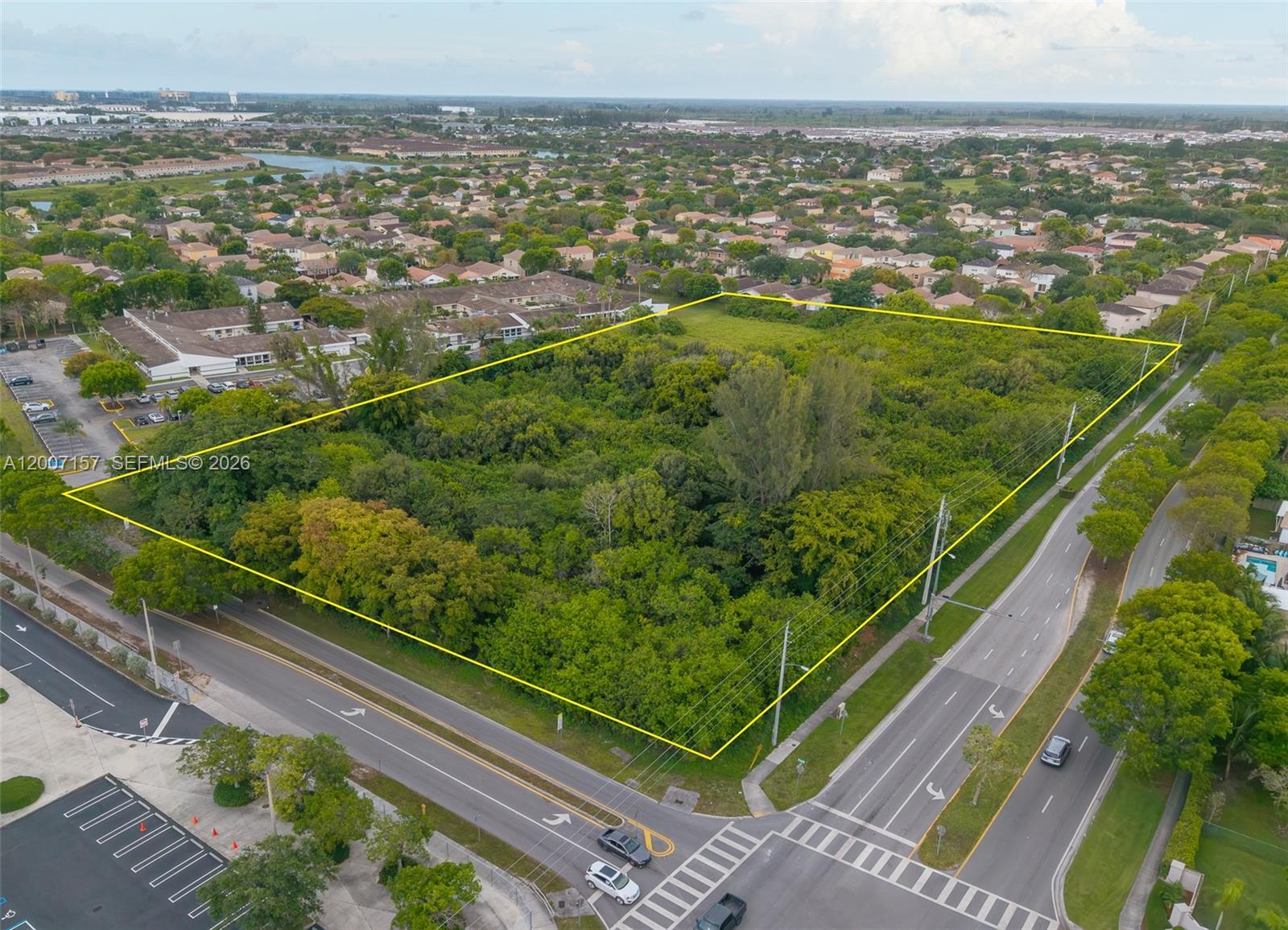 S Canal Dr