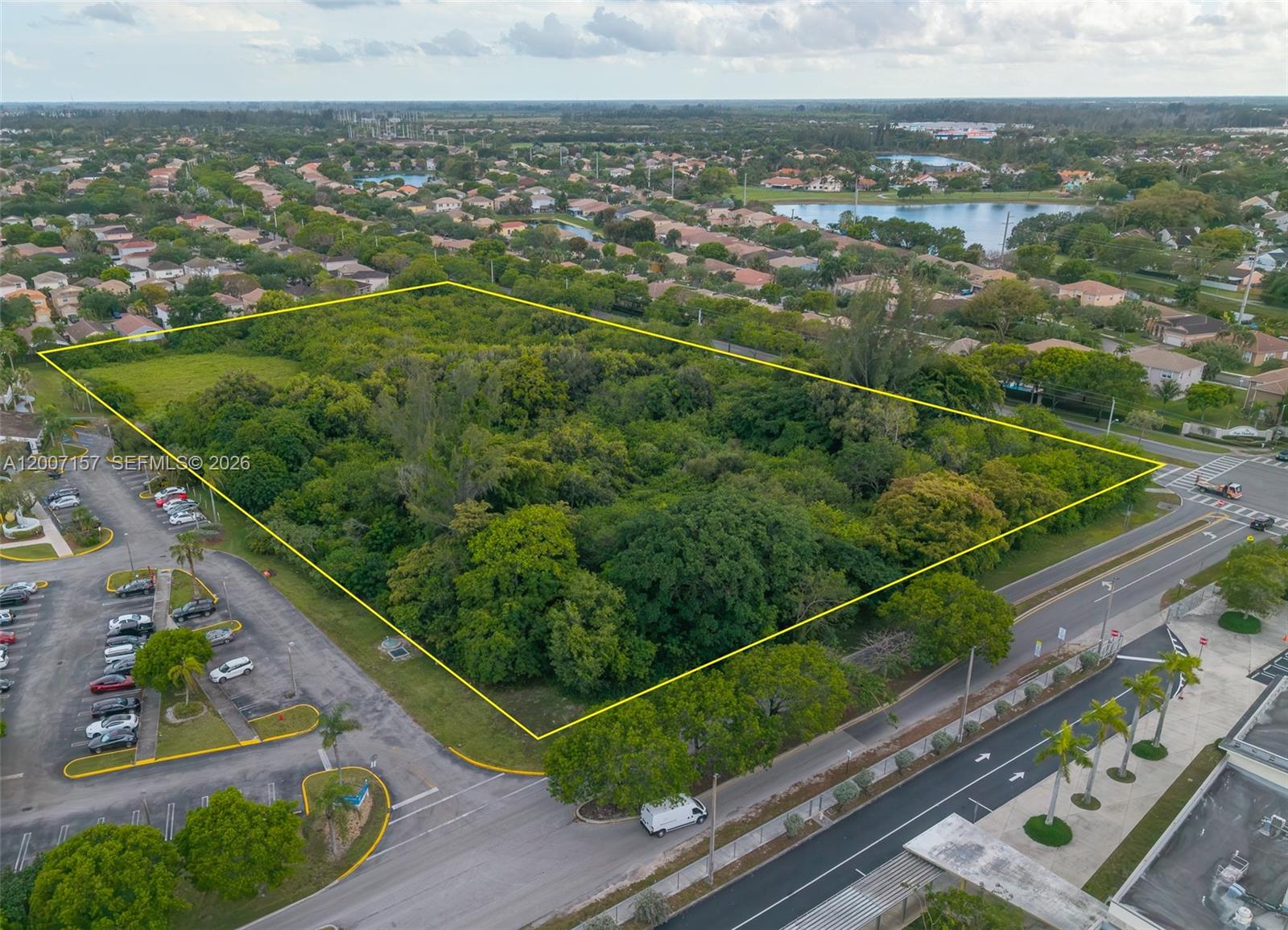 S Canal Dr