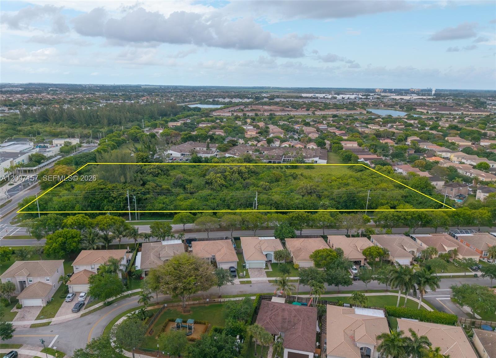 S Canal Dr