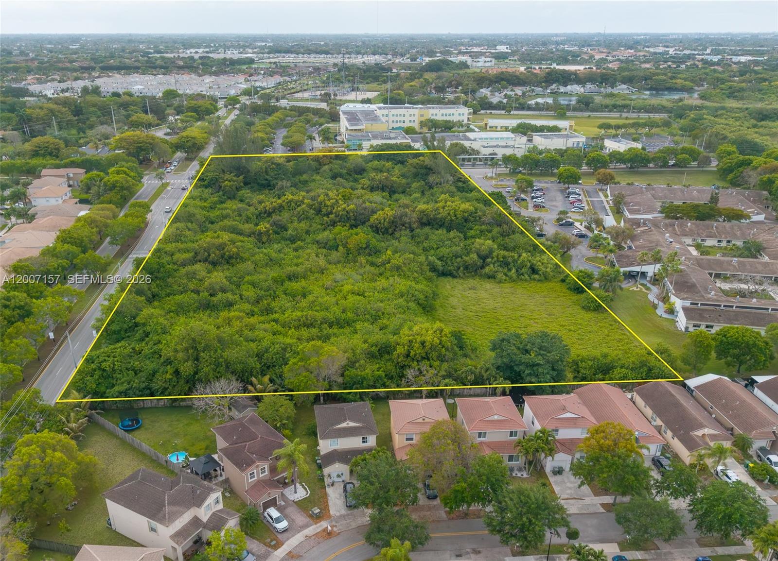 S Canal Dr
