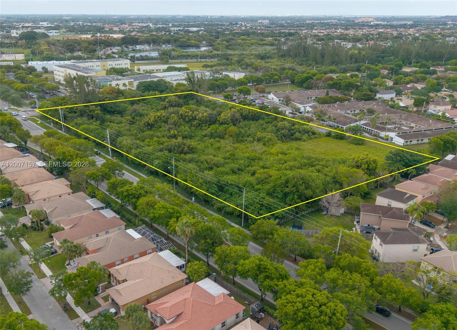 S Canal Dr