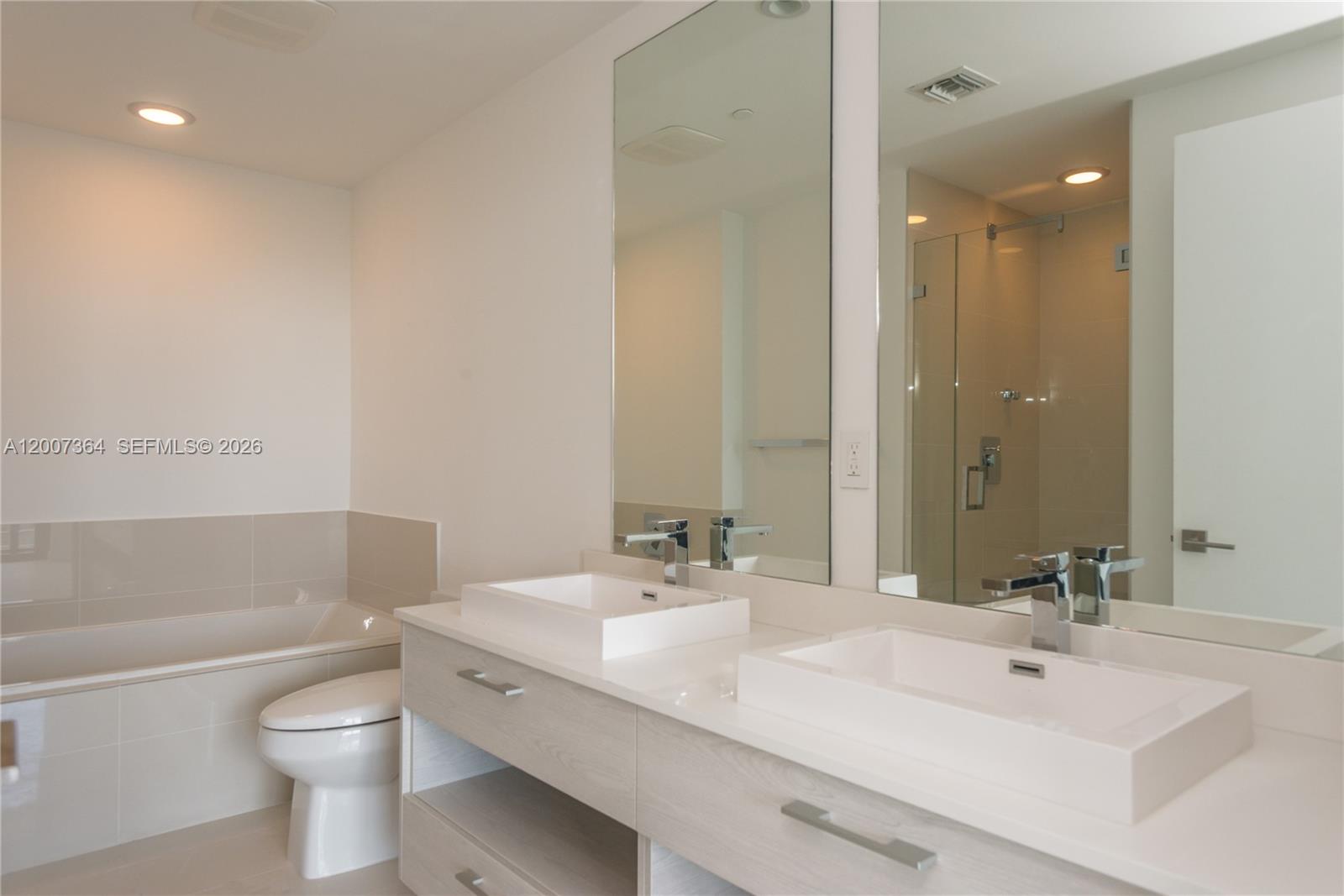 55 SW 9 St # 3606