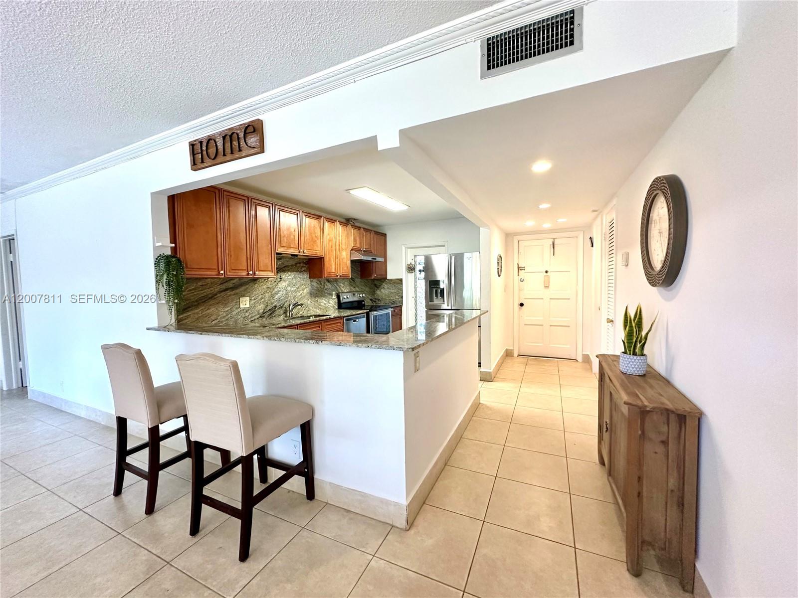 1001 Hillcrest Ct # 306