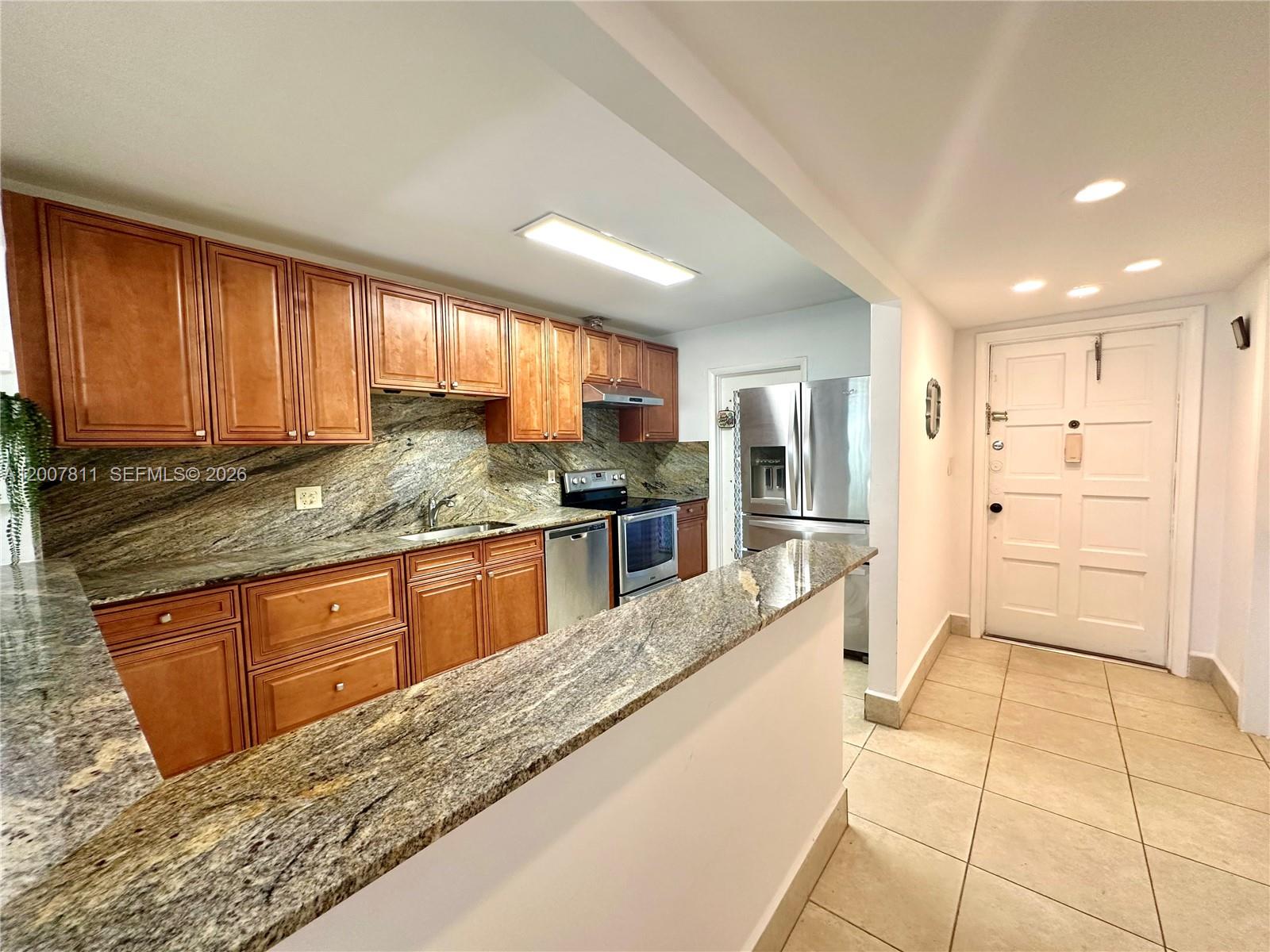 1001 Hillcrest Ct # 306