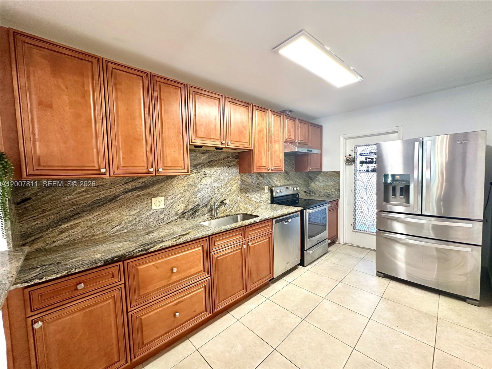 1001 Hillcrest Ct # 306