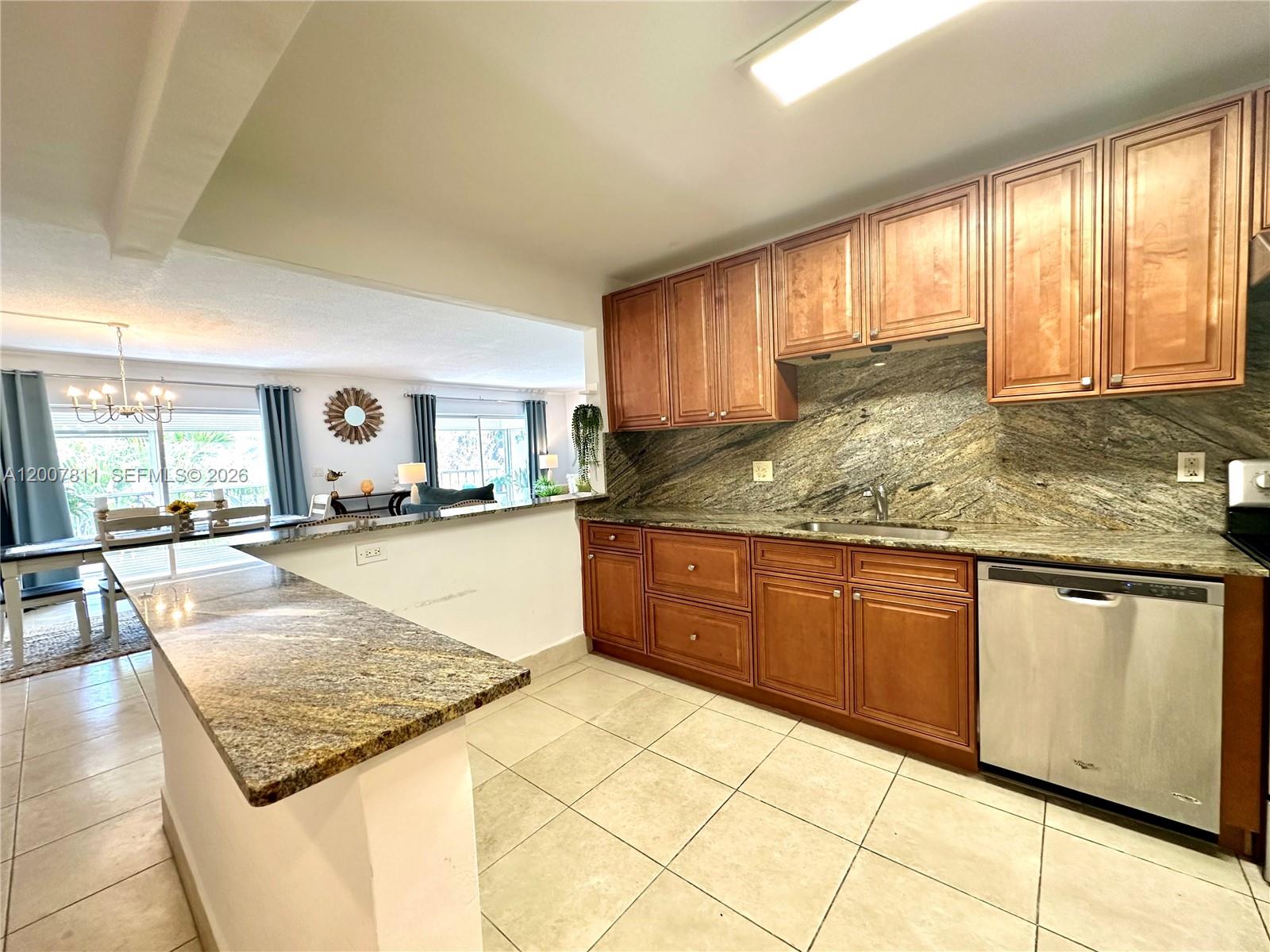 1001 Hillcrest Ct # 306