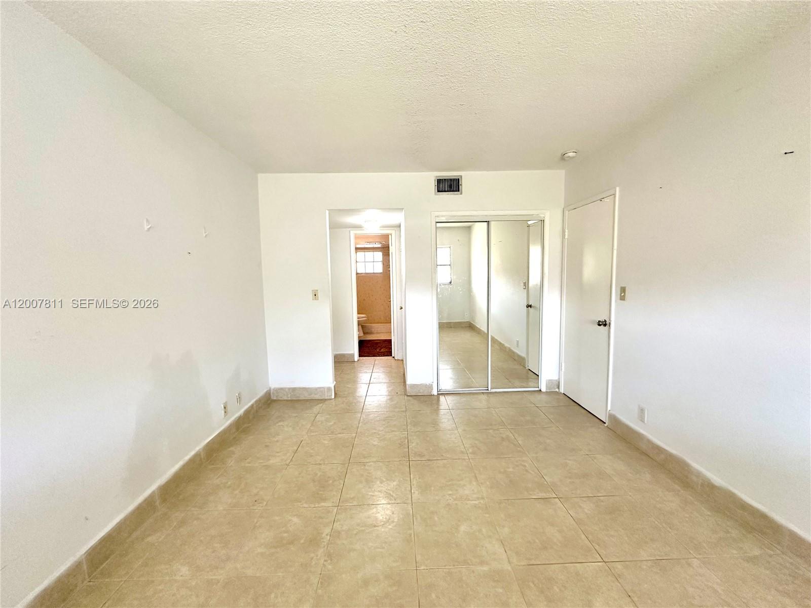 1001 Hillcrest Ct # 306