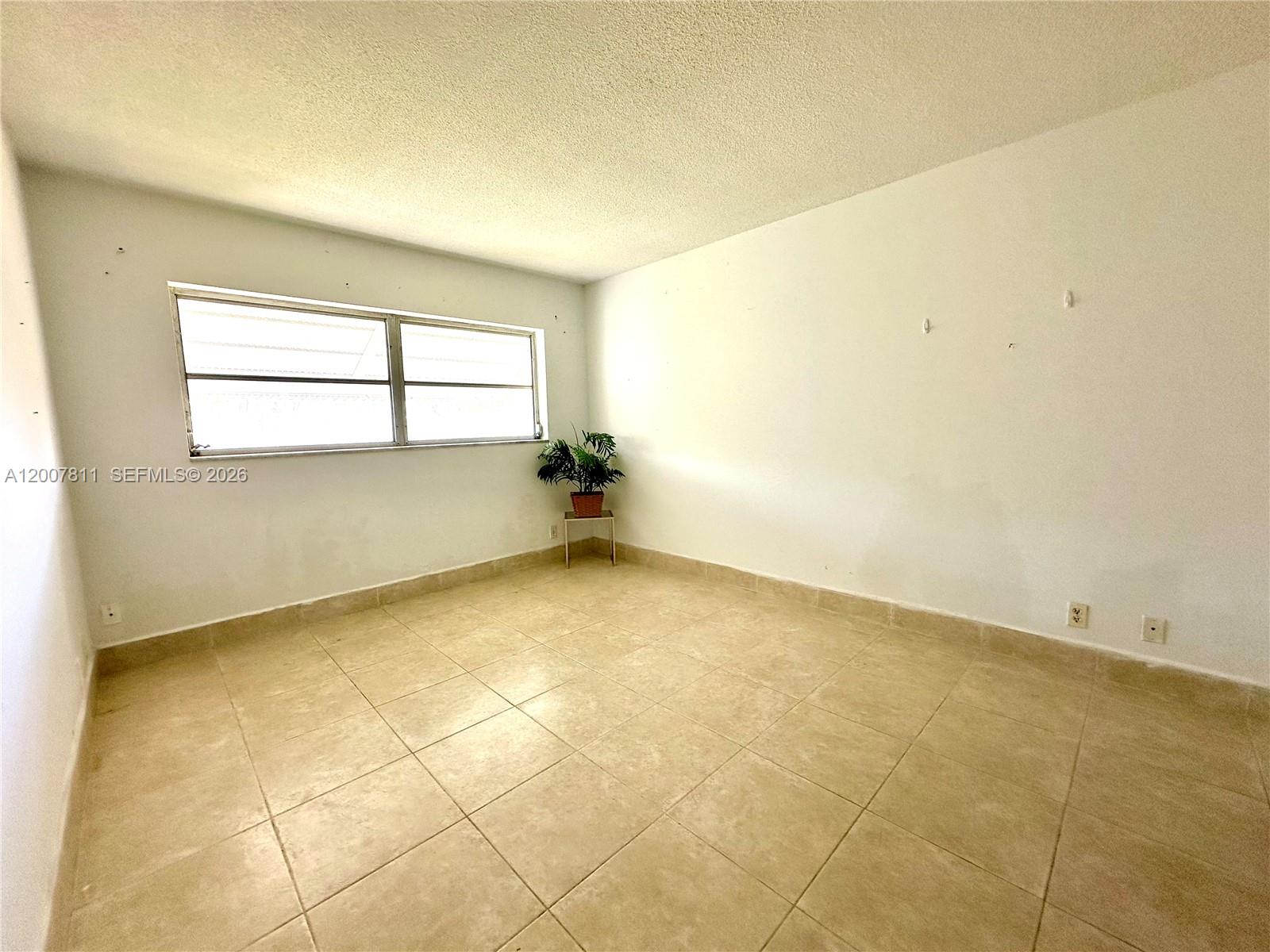 1001 Hillcrest Ct # 306