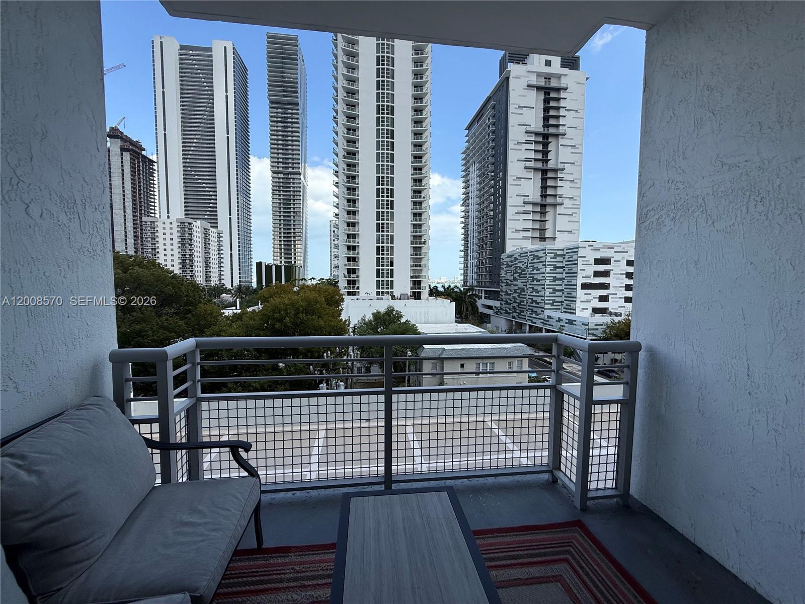 2200 NE 4th Ave # 505